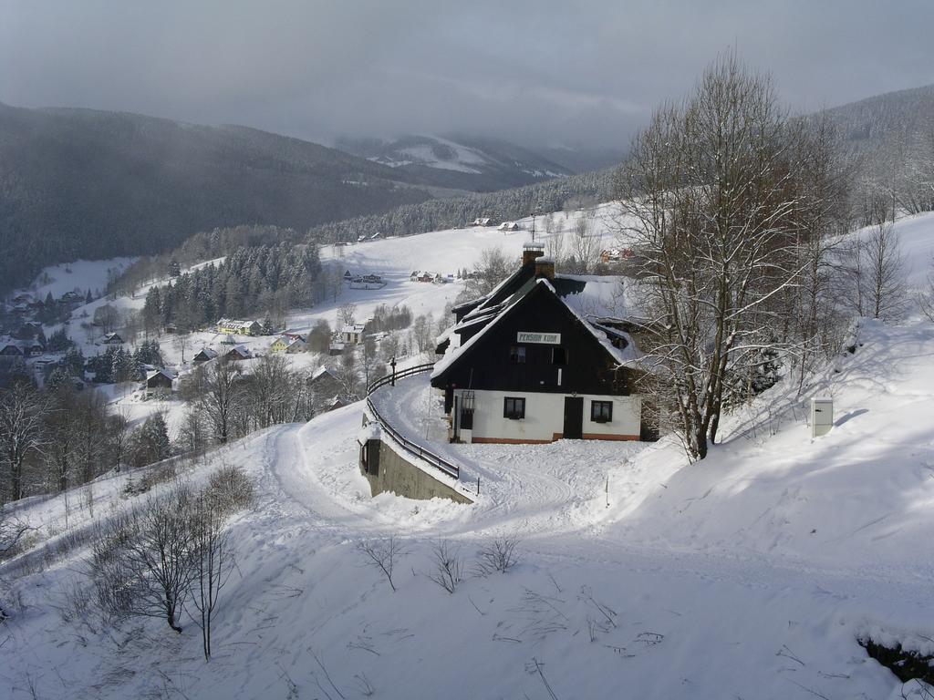 Penzion Kobr Pec pod Snezkou Exteriör bild
